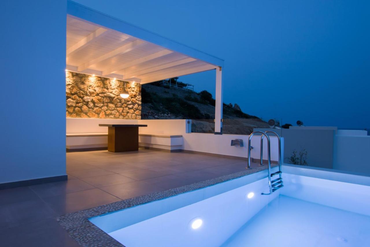 Damatria Theros Luxury Villas מראה חיצוני תמונה